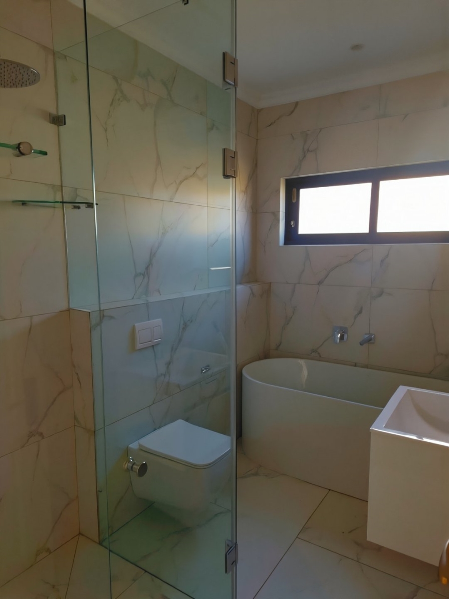 4 Bedroom Property for Sale in Sandown Western Cape